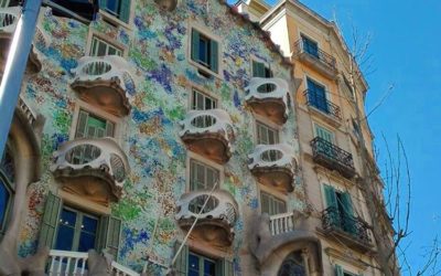 The Antoni Gaudi Guide to Barcelona