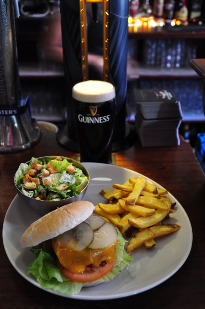 irish pub burger 3