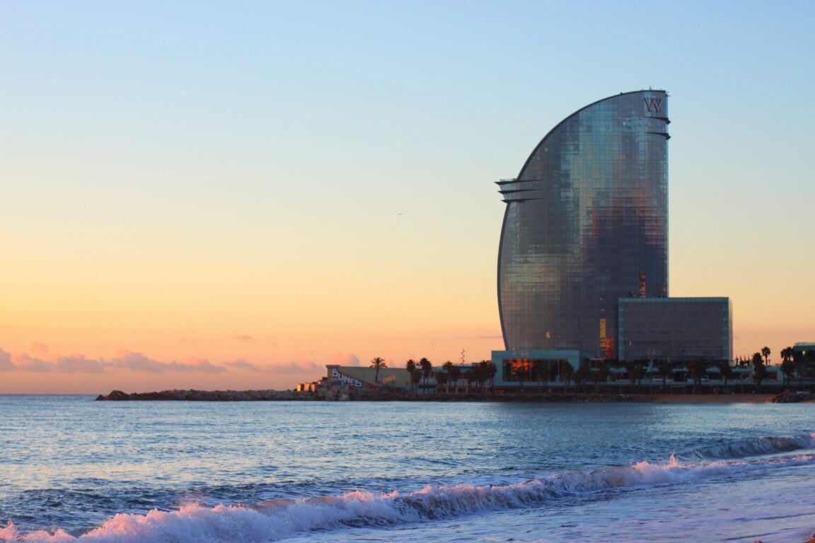 does-barcelona-have-a-beach-top-4-beaches-to-visit-free-barcelona-tours